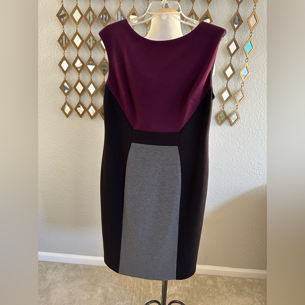Donna Morgan Black and Purple Slimming Color Block Dress